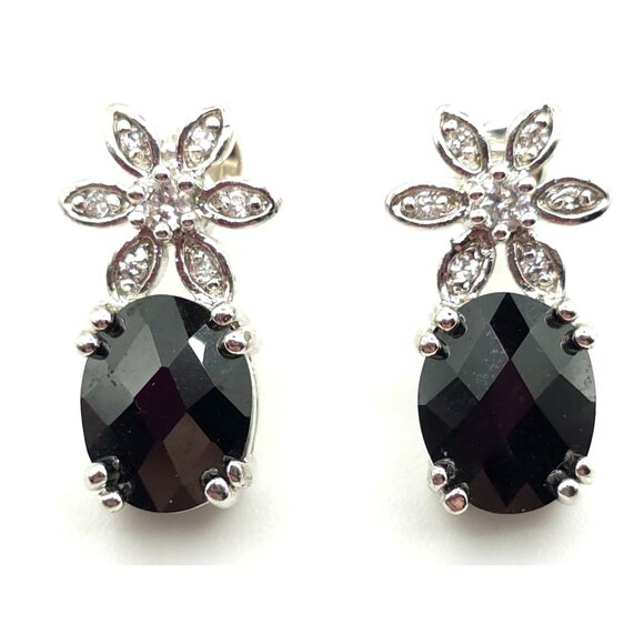 Unbranded Jewelry - Silver Flower & Black Stone Drop Earrings With Sparkling Accents
